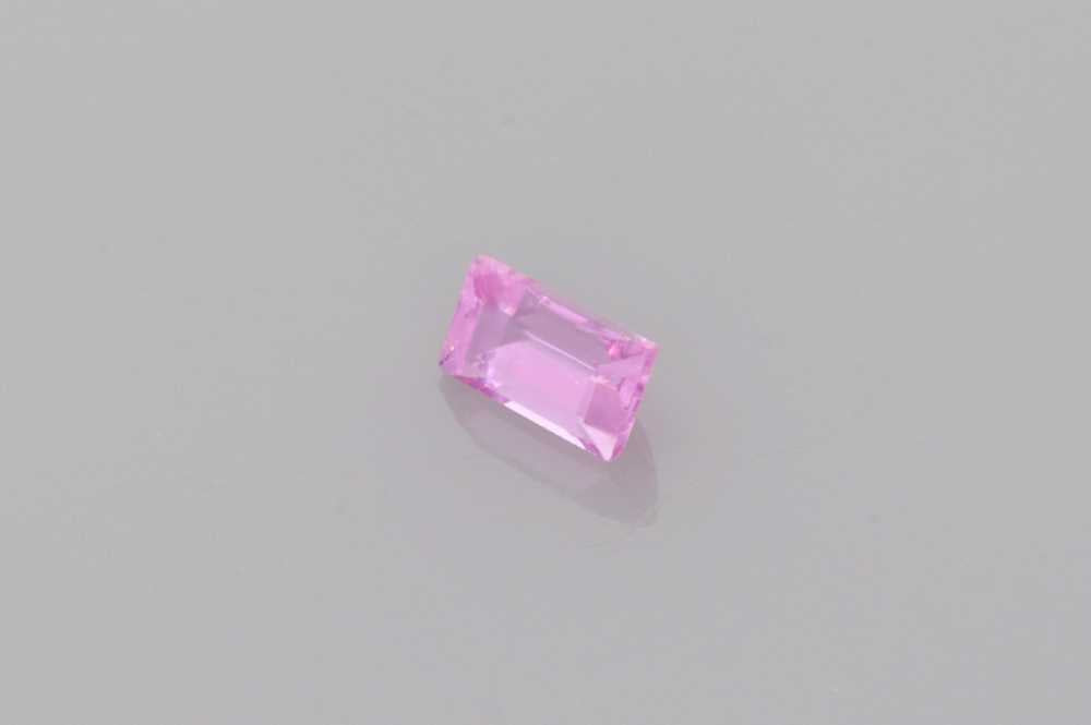 Pink Sapphire Baguette gemstone image 3