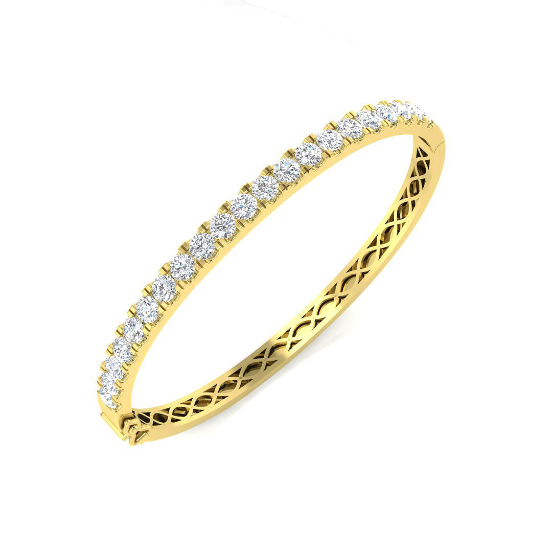 18ct Yellow Gold 3.95ct G SI1 Diamond Bangle