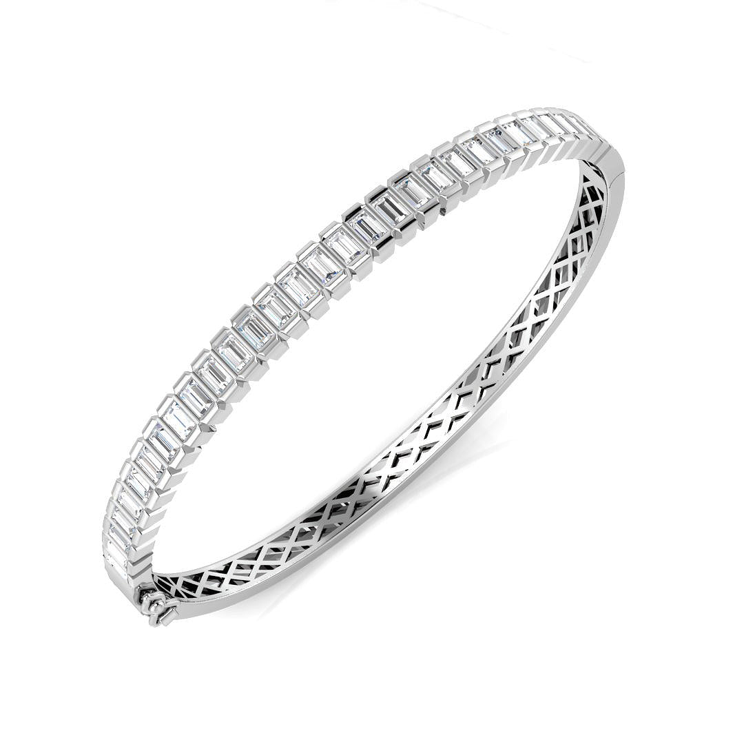 18ct White Gold 2.19ct G SI1 Diamond Bangle