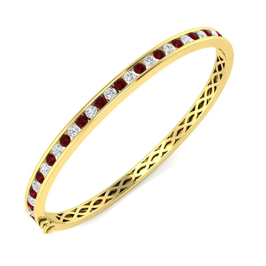 18ct Yellow Gold 2.45ct E I1 Diamond Bangle