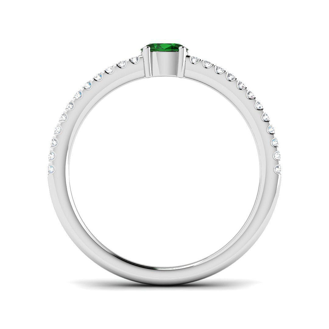 18ct White Gold 0.33ct Emerald Ring