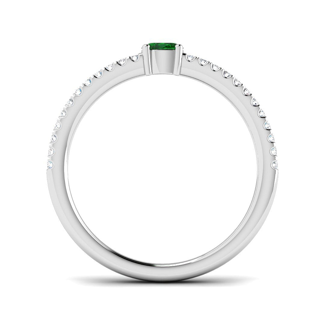 18ct White Gold 0.25ct Emerald Ring