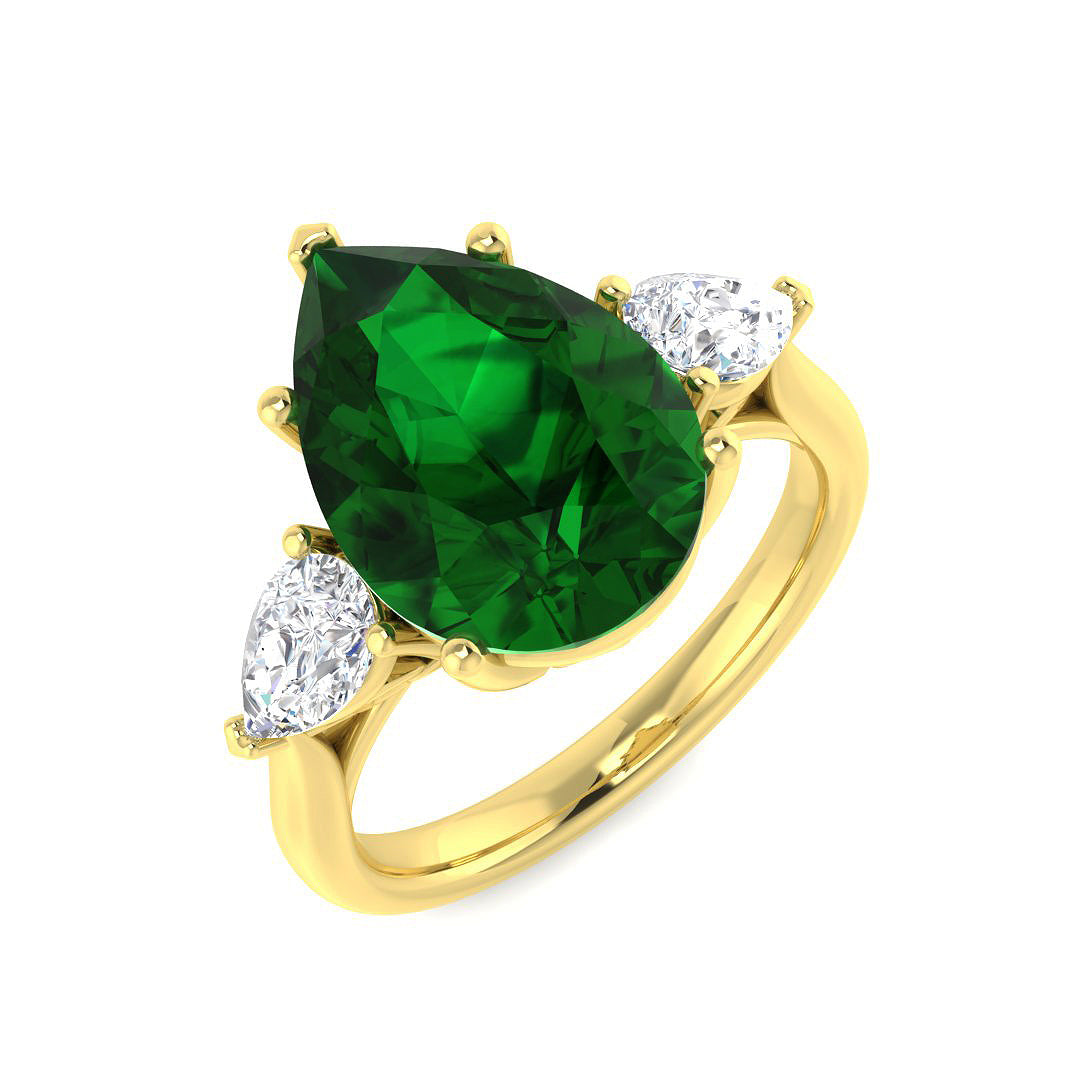 18ct Yellow Gold 6.07ct Emerald Ring