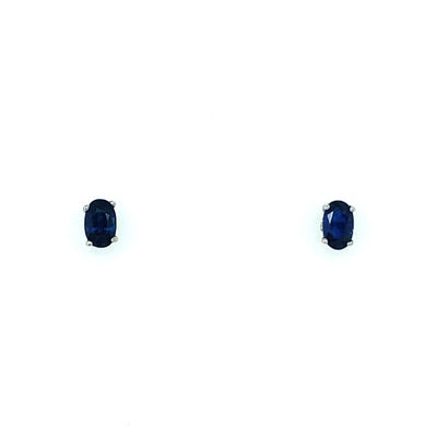 Oval cut Sapphire Studs Earring