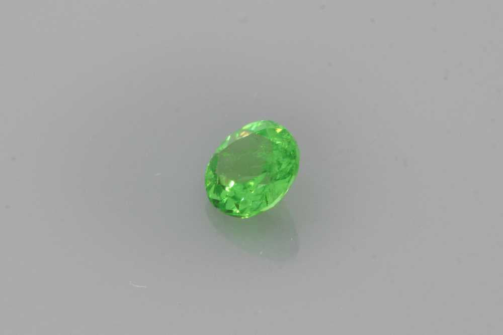 Tsavorite Round gemstone image 3