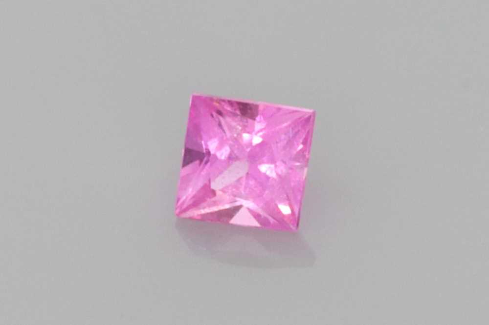 Pink Sapphire Princess gemstone image 3