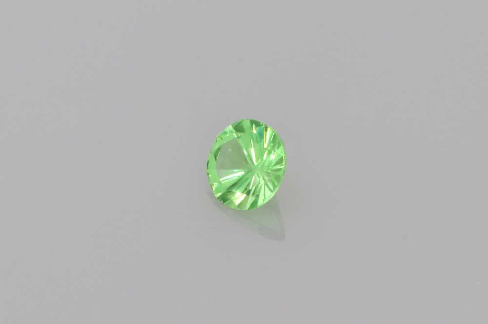 Tsavorite Diamond Cut (D/C) gemstone image 3