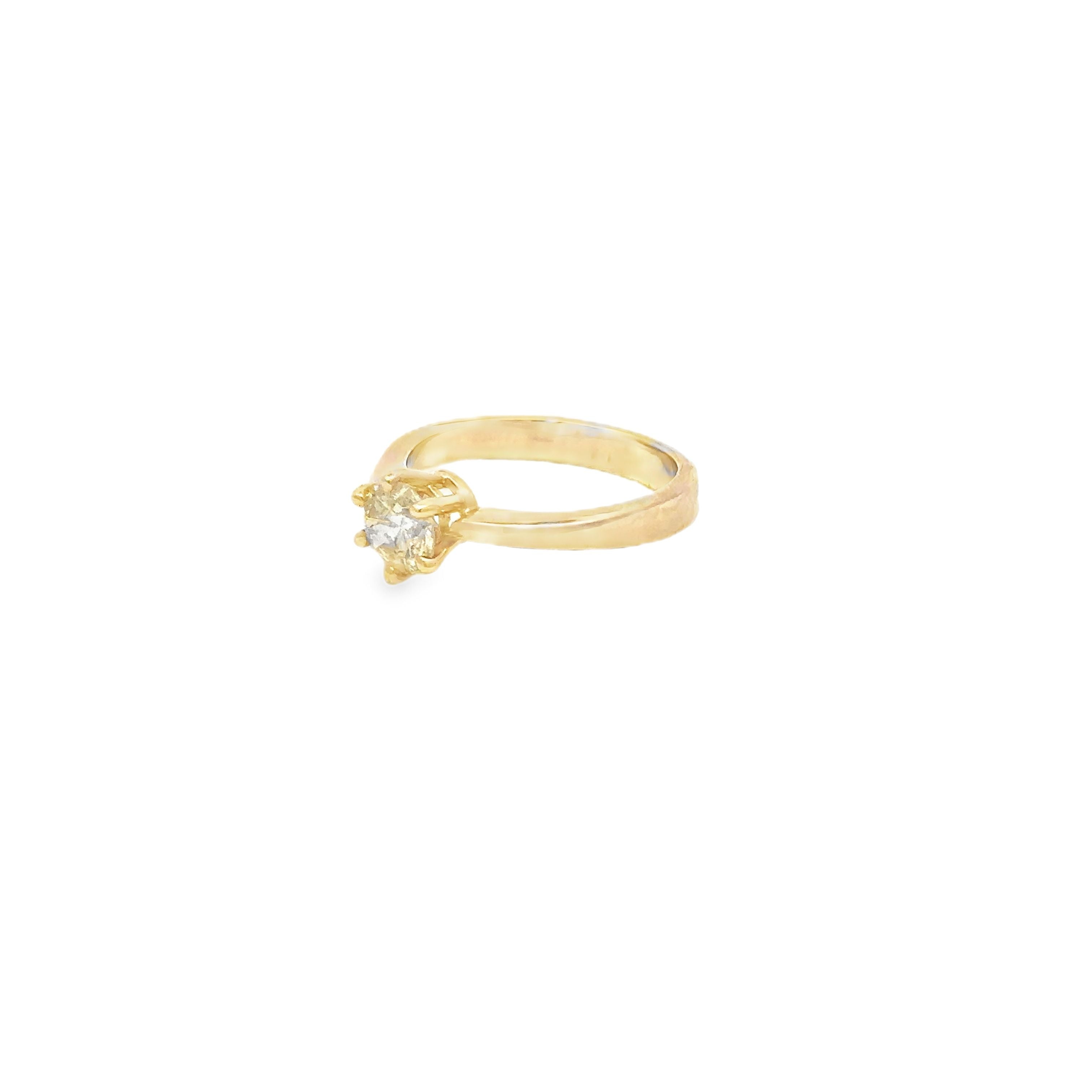 0.65ct Natural Round Brilliant Cut Diamond Ring Set In 18ct Yellow Gold