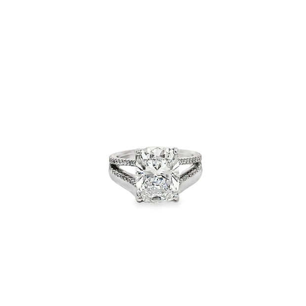 5.01ct Lab Grown Diamond Cushion Cut Ring Set In Platinum