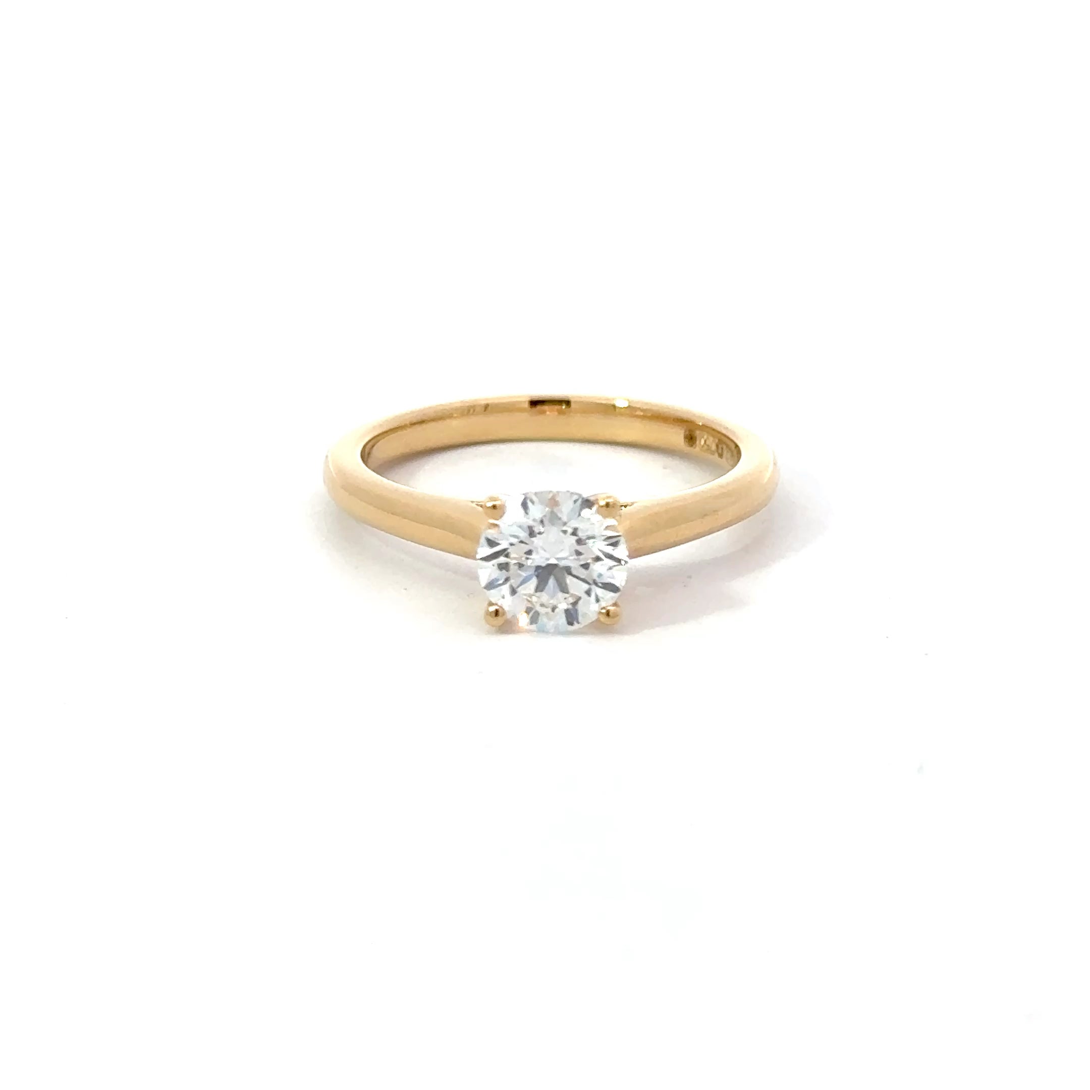 1.00ct Round Brilliant Cut Solitaire Ring Set in 18ct Yellow Gold