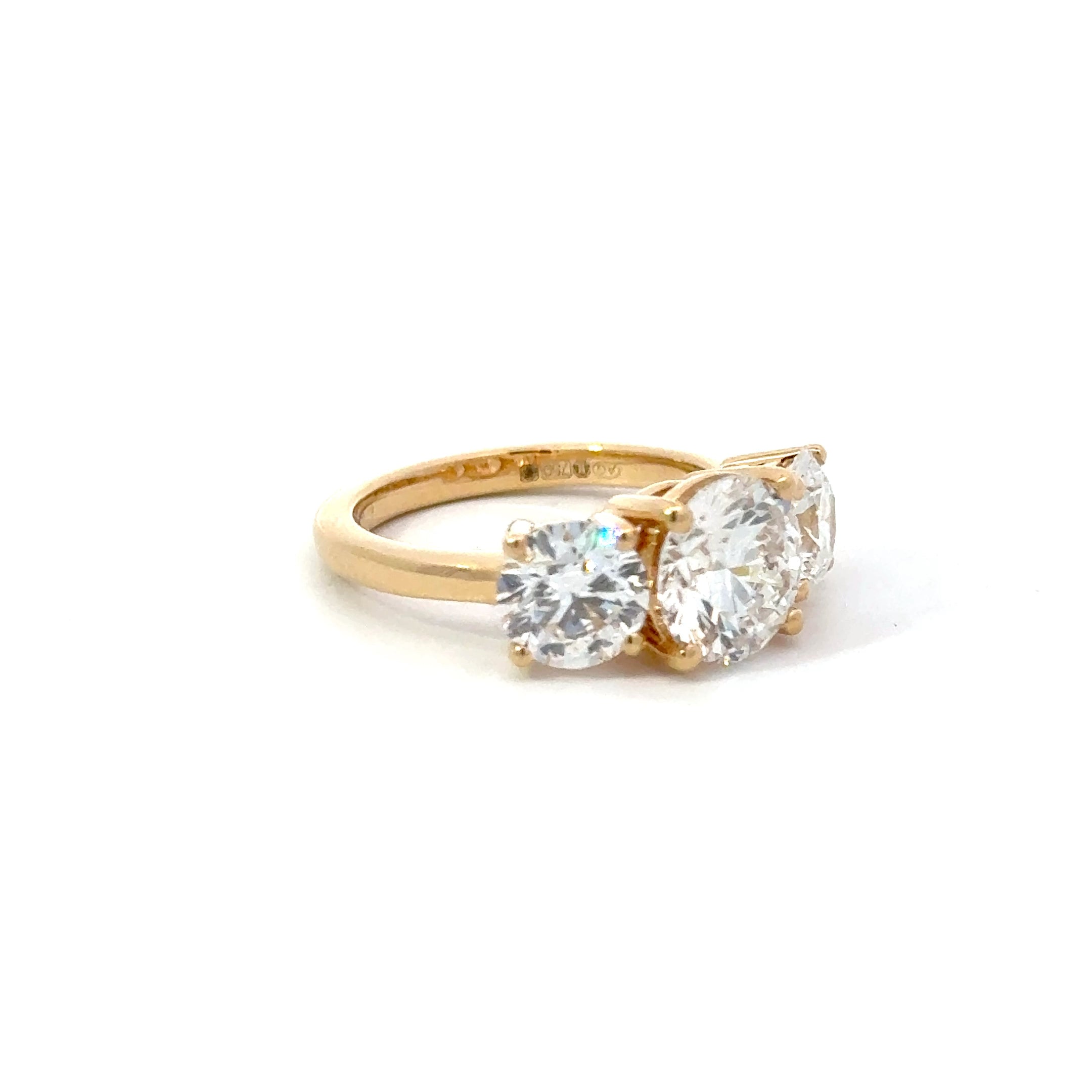 4.07ct Round Brilliant Cut Lab Grown Diamond 3 Stone Ring Set in 18ct Yellow Gold