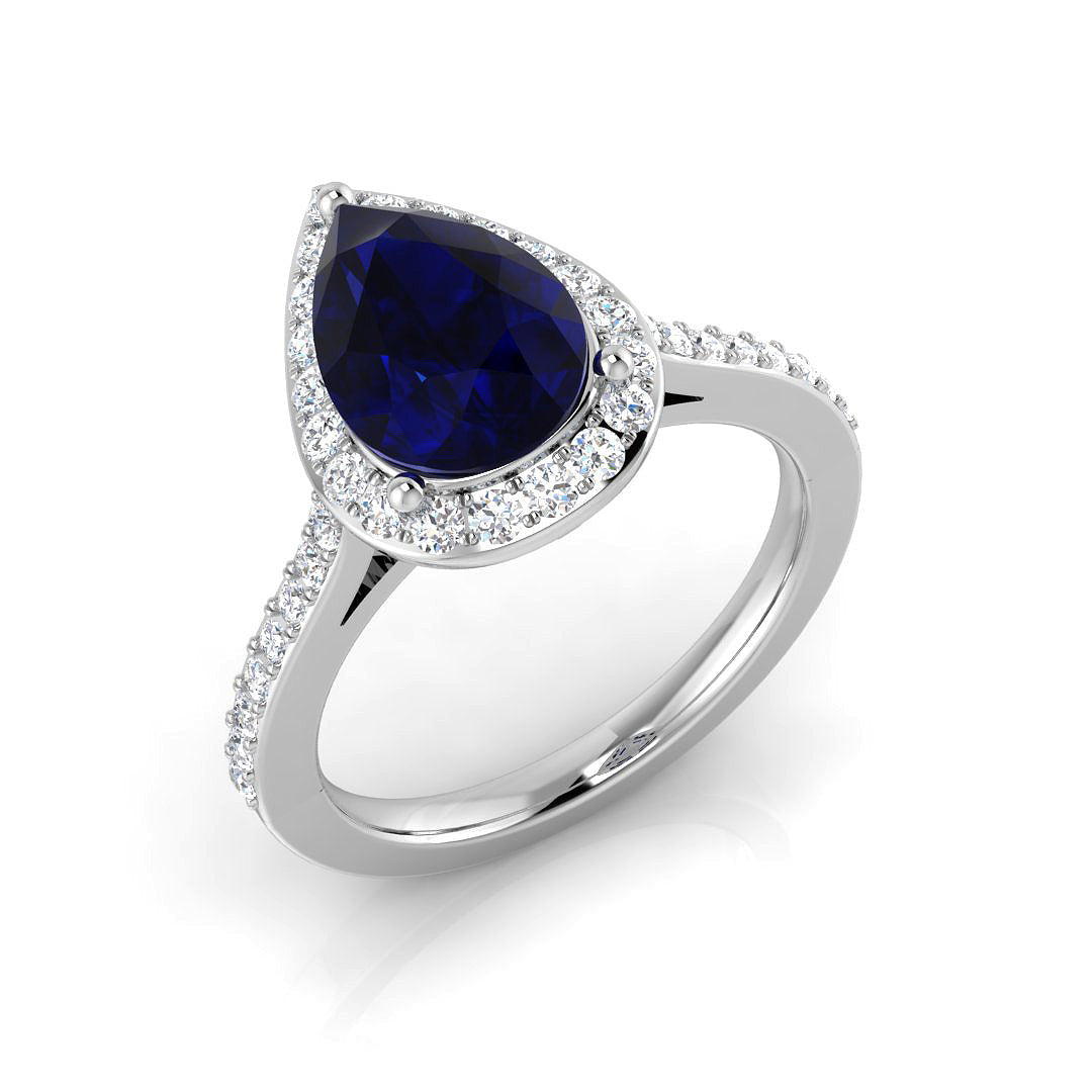 18ct White Gold 3.05ct Blue Sapphire Ring