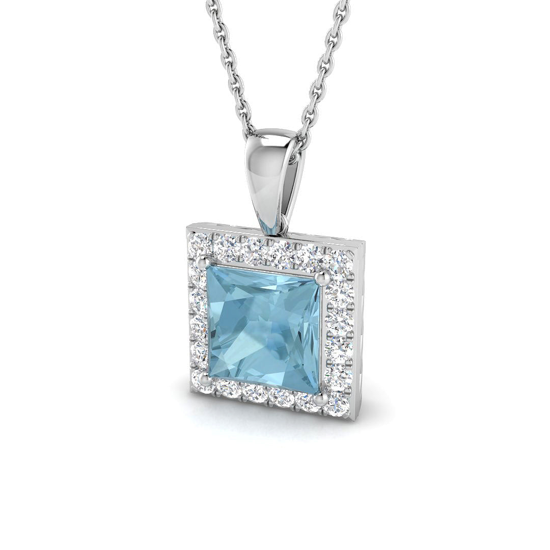18ct White Gold 1.69ct Aquamarine Pendant