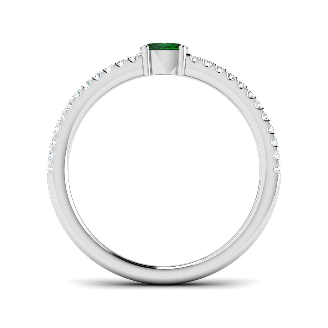 18ct White Gold 0.33ct Emerald Ring