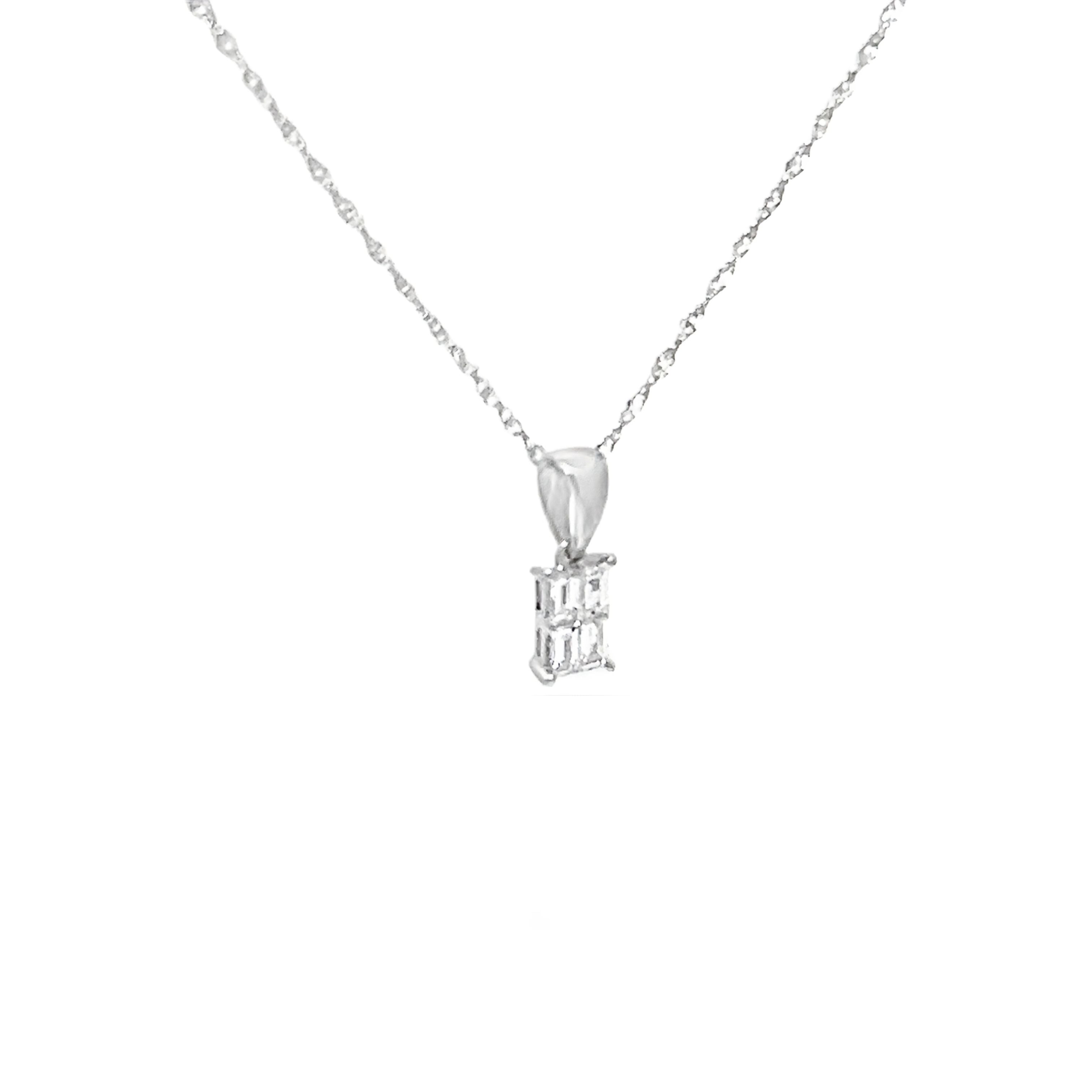 4 Emerald Cut Diamond Illusion Set in 18ct White Gold 0.40ct