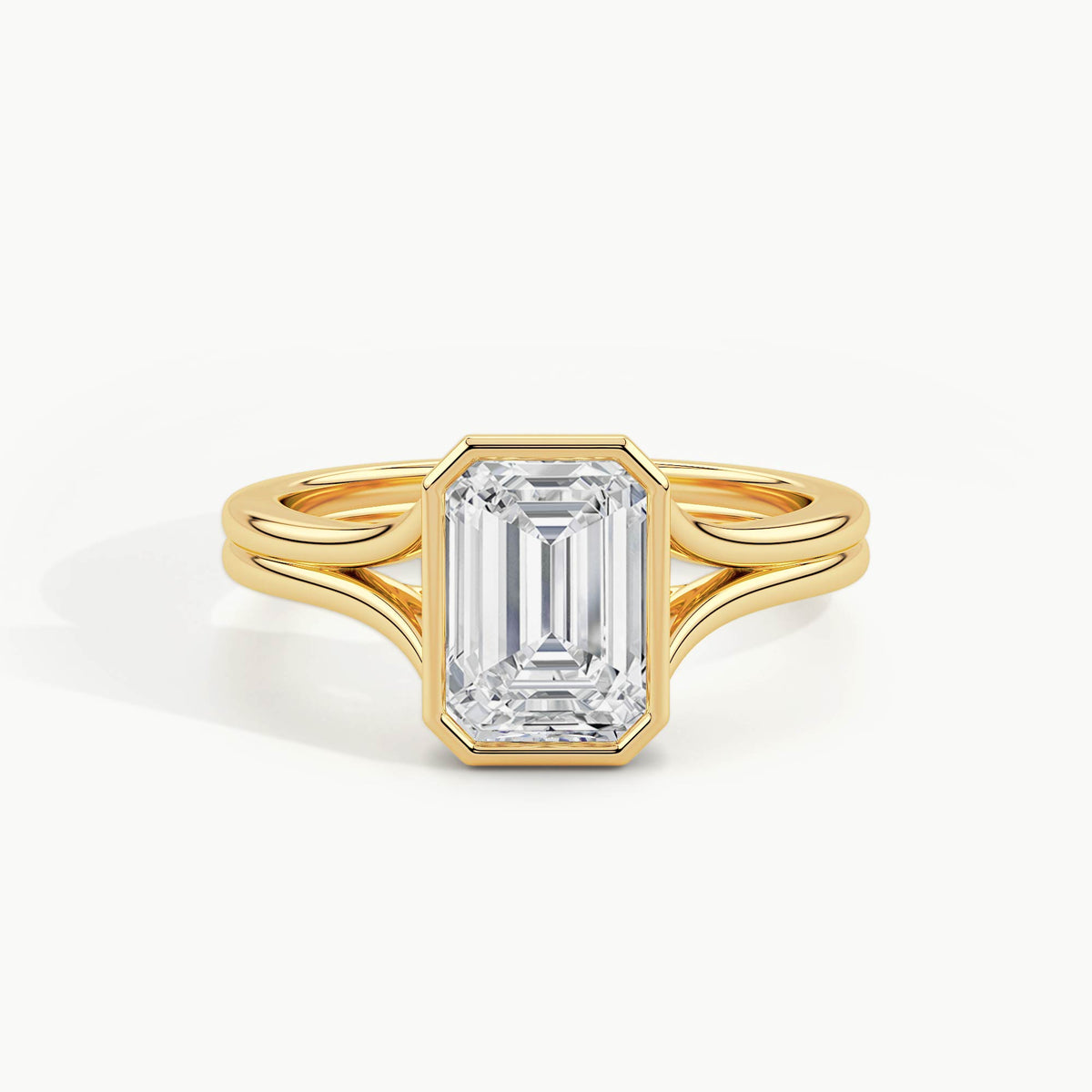 Yellow Gold, Emerald, down view